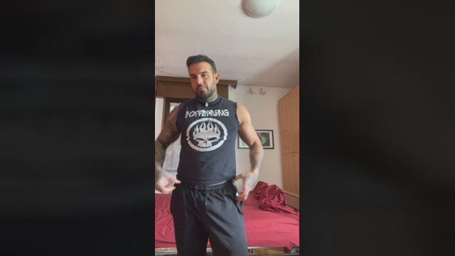 PUROSANGUE  25-04-2022 video spank