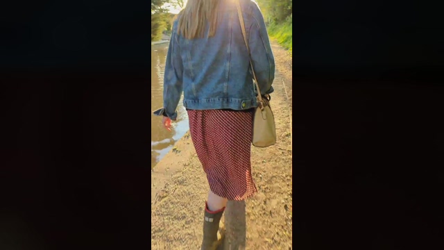 Adele_83  25-04-2022 Ass Females