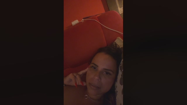 Gabi_noronha 26-04-2022 toy 