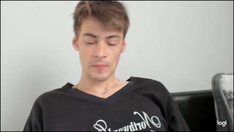 mao_cheng  26-04-2022 video fuckface