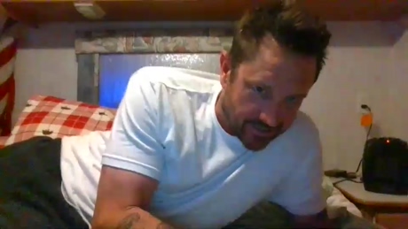 usmccountryboy  27-04-2022 video sexyfeet