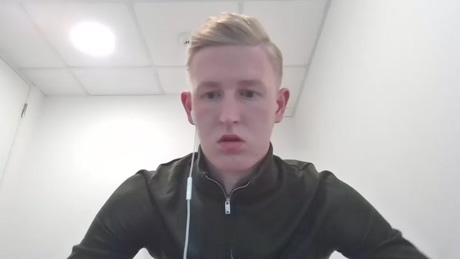 19yoharry  28-04-2022 video show