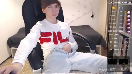 buddybody  28-04-2022 video kissing