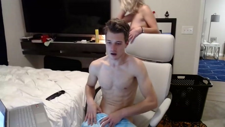 mistermissgrey 28-04-2022 bigboobs 
