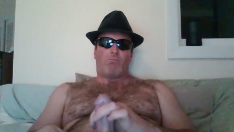 snowwalker100  27-04-2022 video suckshow