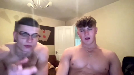 xxxtripletrouble  28-04-2022 video lovense