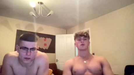 xxxtripletrouble  28-04-2022 video legs