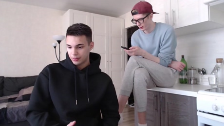 mikewate  30-04-2022 video gag