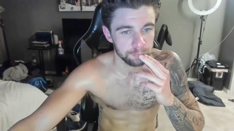 theufcfan_8181  30-04-2022 video naughty