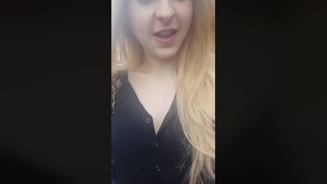 Lucy22xxx 30-04-2022 spanking 