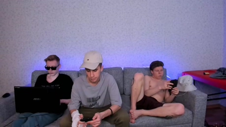 esthetics_boys  02-05-2022 video kissing