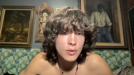 jungleliving333  01-05-2022 video Pretty