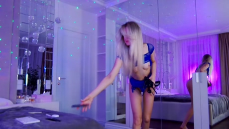 krissone 01-05-2022 sucktits 