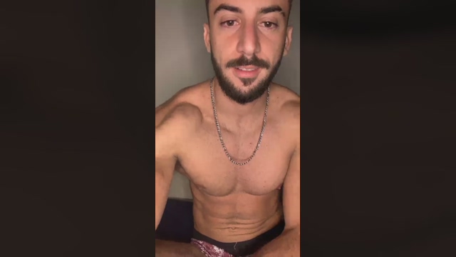 Gold1556  03-05-2022 video striptease