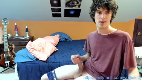 wolfiekitty  02-05-2022 video kinky