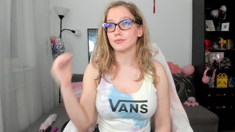 LunaNicole 04-05-2022 pussy 