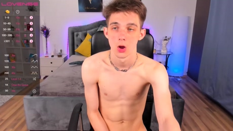 aaron_yam  04-05-2022 video fuckhard