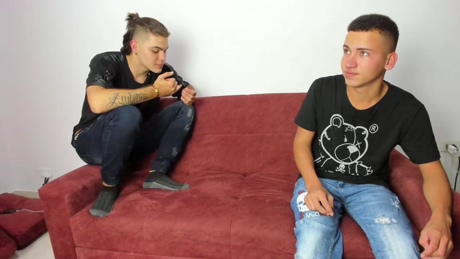 apolos_mens  05-05-2022 video kiss