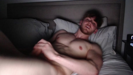 dominantalex182  04-05-2022 video yummy