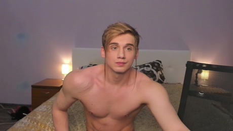 jeff_enigma  04-05-2022 video kiss