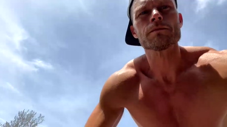 jbreezy212  05-05-2022 video strip