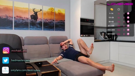 destroy_boy  06-05-2022 video Cam