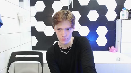 qojkva  07-05-2022 video handsome