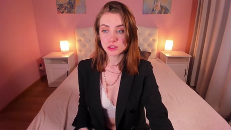 violet_hays