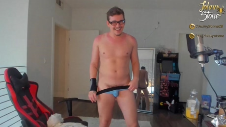 thejohnnystone  08-05-2022 video bigtoys