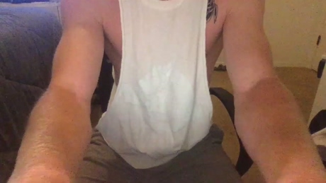 hungfelloww  09-05-2022 video Topless