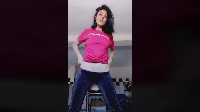 nicol_hot30 11-05-2022 Ass 