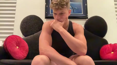 aestheticking13  12-05-2022 video sweet