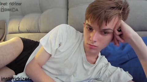 horny_jerk_roy_prick2001  15-05-2022 video cute