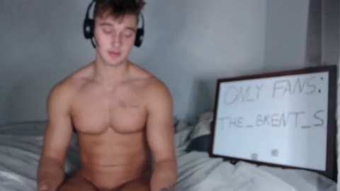 thebrentsavage  15-05-2022 video bigballs