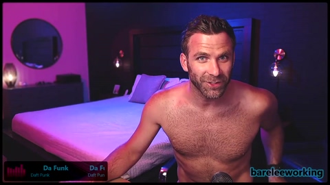 bareleeworking  17-05-2022 video handsome