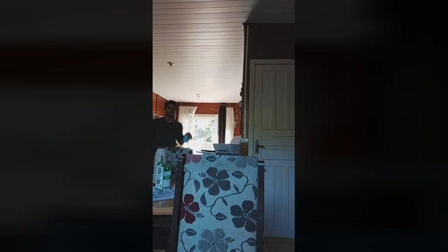guibon_x  17-05-2022 Recorded Video moan