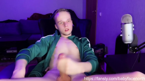 babyfacenorth  19-05-2022 video kiss