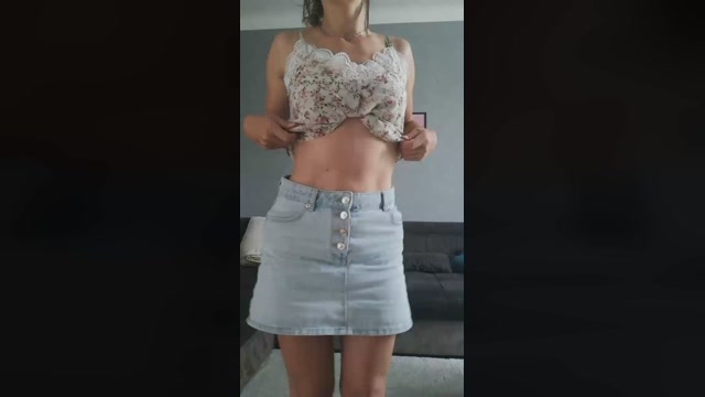 Lolisarah  20-05-2022 Naked Females