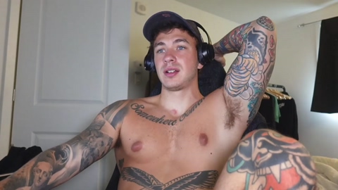 frewfun  20-05-2022 video kissing