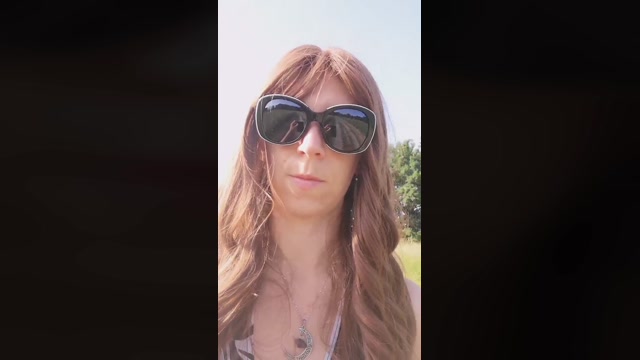 Piedsdedeesse 21-05-2022 boobs 