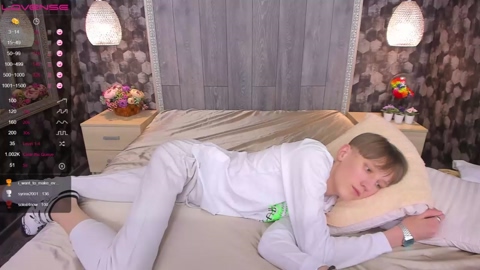 garethhowel  21-05-2022 video cute