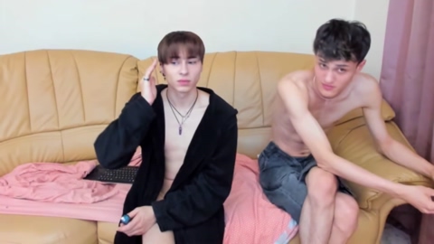 kevin_hug  22-05-2022 video suckcock