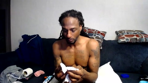 loyaltynroyaty  22-05-2022 video bicurious