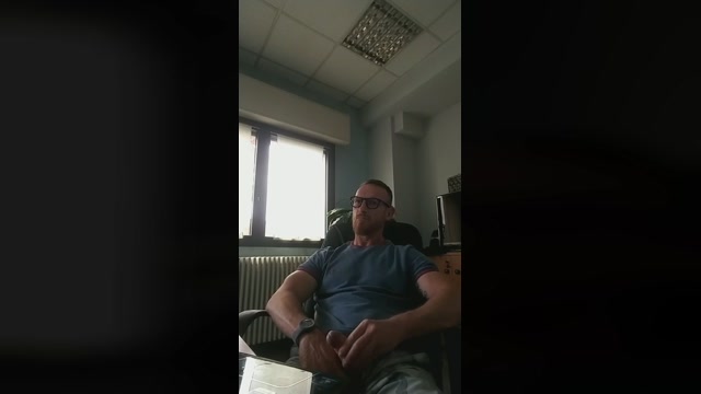 GinFizz  25-05-2022 Recorded Video fingers