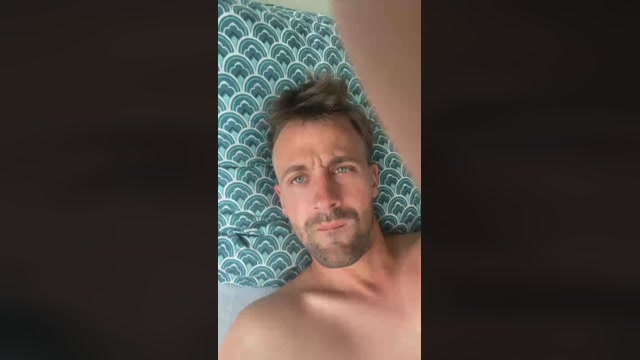 a2cmieux666  25-05-2022 Recorded Video fingers