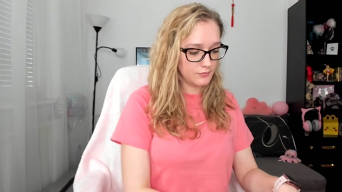 LunaNicole 26-05-2022 spank 