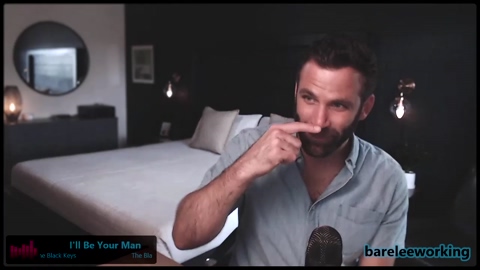 bareleeworking  27-05-2022 video horny