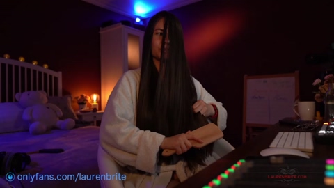 laurenbrite  27-05-2022 spanking Females