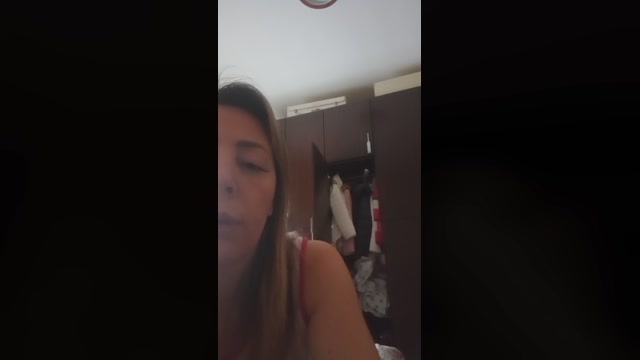 Blondeice82  28-05-2022 spank Females