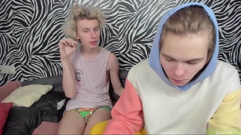 frank_rolf  29-05-2022 video Topless